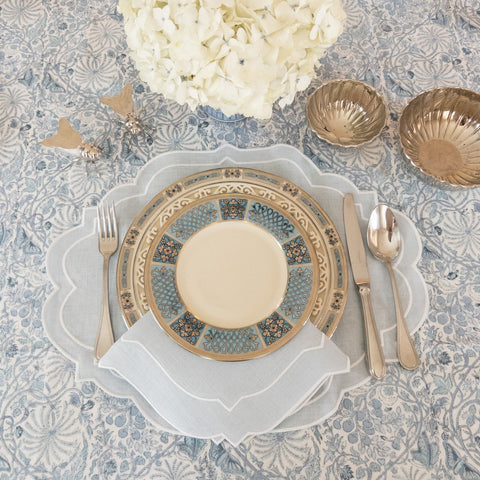 Sky Blue Scalloped Oval Placemat